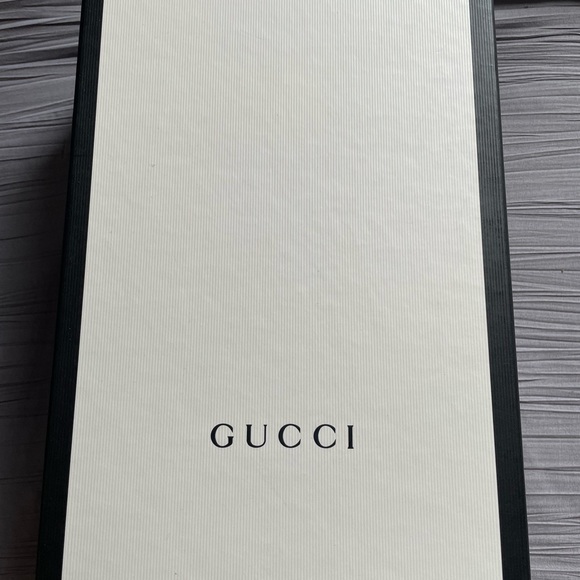 COPY - Used only a few times Gucci sneakers. Size six. - Picture 5 of 5